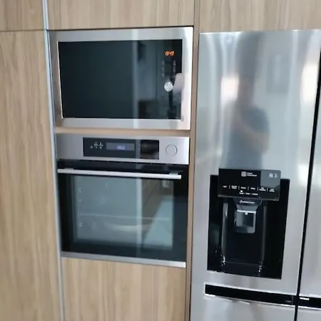 Apartment Luxury In 2 Bedroom 1 Balcony Larnaca
