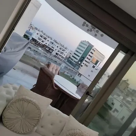 Daire Luxury In 2 Bedroom 1 Balcony